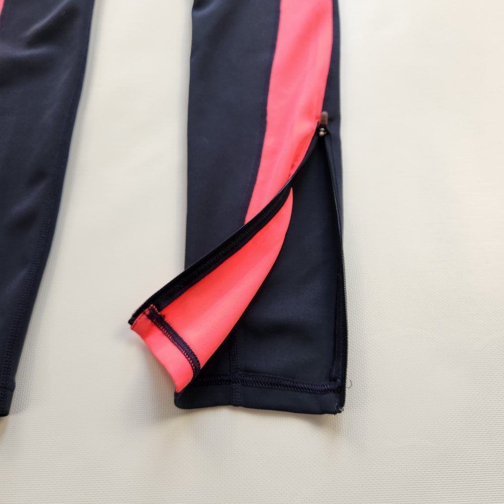 New Balance Women's Swim Leggings - Navy and Pink - Picture 15 of 16